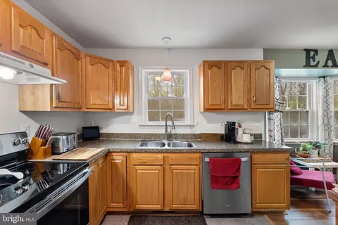 Kitchen - 2316 Tower Ave, Winchester, VA 22601 photo 3 of 4
