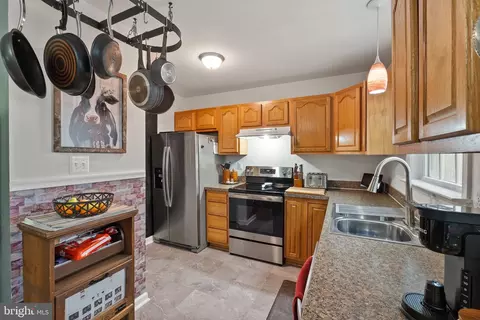 Kitchen - 2316 Tower Ave, Winchester, VA 22601 photo 1 of 4