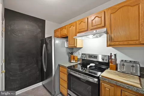 Kitchen - 2316 Tower Ave, Winchester, VA 22601 photo 4 of 4