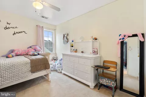 Bedroom - 2316 Tower Ave, Winchester, VA 22601 photo 9 of 17