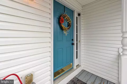Exterior - 2316 Tower Ave, Winchester, VA 22601 photo 7 of 20