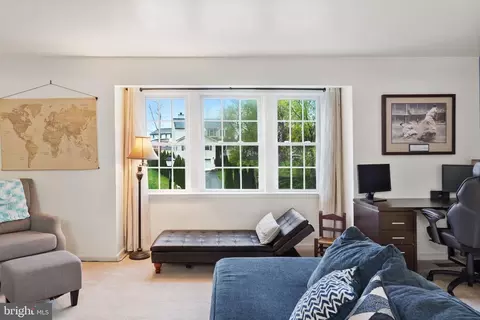 Bedroom - 2316 Tower Ave, Winchester, VA 22601 photo 1 of 17