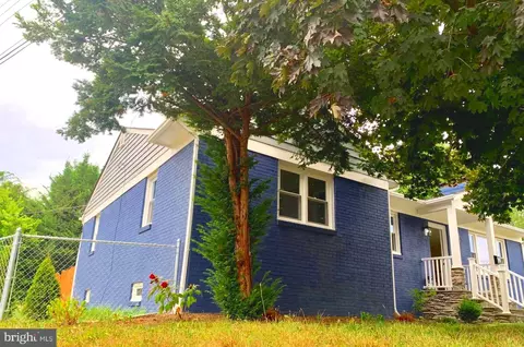 Exterior - 301 Bellview Ave, Winchester, VA 22601 photo 3 of 4