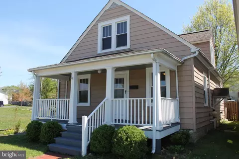 104 N Pleasant Valley Rd, Winchester, VA 22601