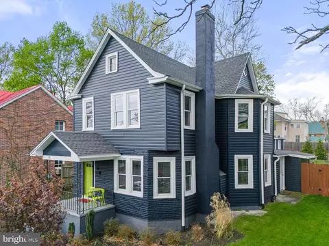 715 S Washington St, Winchester, VA 22601