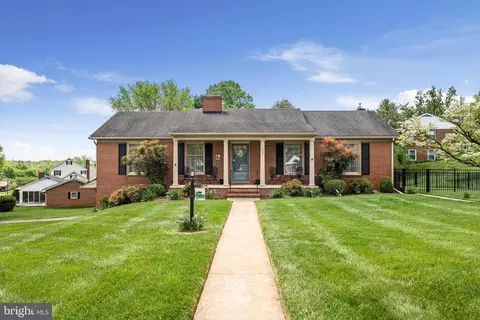 332 Ridge Ave, Winchester, VA 22601