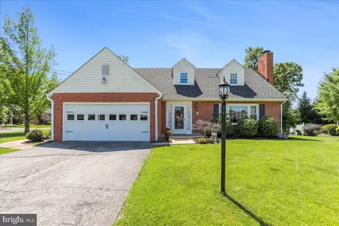 201 Russelcroft Rd, Winchester, VA 22601