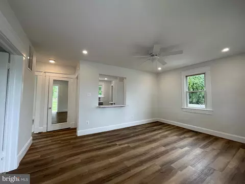 377 Pine St, Winchester, VA 22601 photo 14