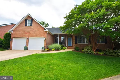 739 Mahone Dr, Winchester, VA 22601