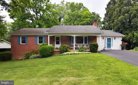 411 Marion St, Winchester, VA 22601