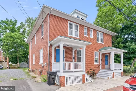 117 W Cork St, Winchester, VA 22601