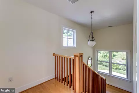 Entry Way - 1321 Vanceright Cir, Winchester, VA 22601 photo 5 of 9