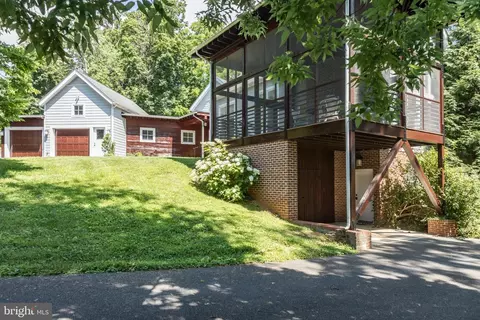 Exterior - 1321 Vanceright Cir, Winchester, VA 22601 photo 11 of 17