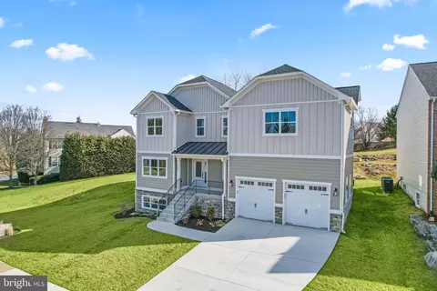 1910 Harvest Dr, Winchester, VA 22601