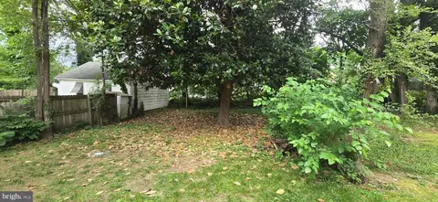 Exterior - 18 E Hart St, Winchester, VA 22601 photo 1 of 1