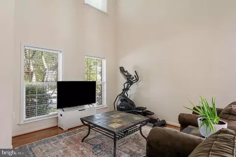 Other - 914 Wayne Dr, Winchester, VA 22601 photo 3 of 9