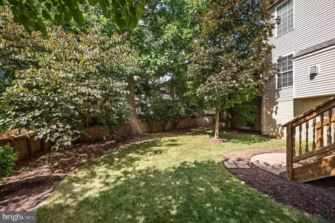 Exterior - 914 Wayne Dr, Winchester, VA 22601 photo 7 of 8