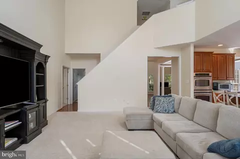 Living - 914 Wayne Dr, Winchester, VA 22601 photo 1 of 1