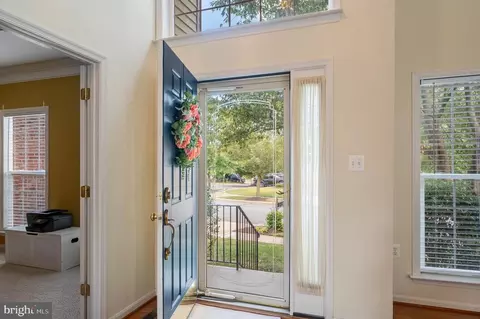 Entry Way - 914 Wayne Dr, Winchester, VA 22601 photo 2 of 6