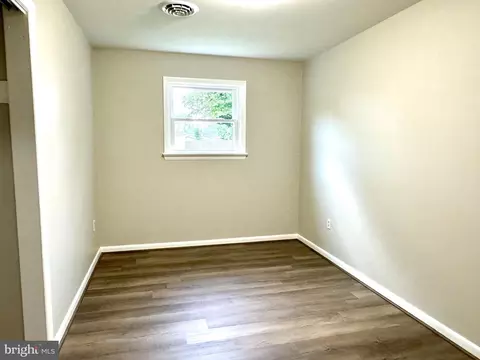Bedroom - 1512 S Braddock St, Winchester, VA 22601 photo 3 of 6