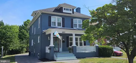 680-686 Berryville Ave, Winchester, VA 22601