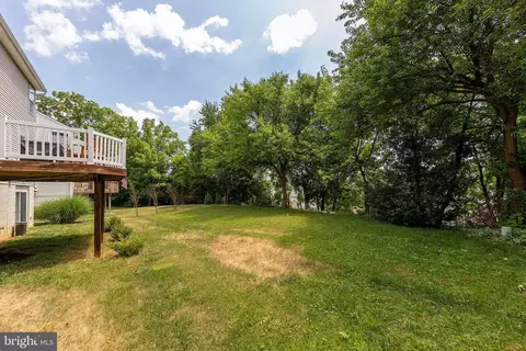 Exterior - 918 Wayne Dr, Winchester, VA 22601 photo 8 of 9