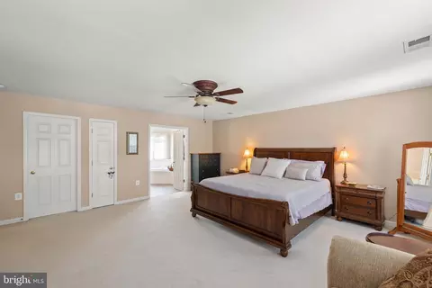 Bedroom - 918 Wayne Dr, Winchester, VA 22601 photo 2 of 9
