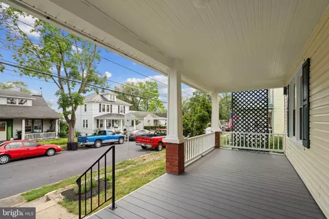 205 Shawnee Ave, Winchester, VA 22601 photo 4