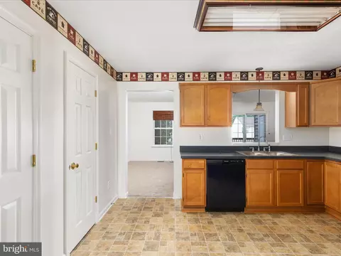1978 Cidermill Ln, Winchester, VA 22601 photo 8
