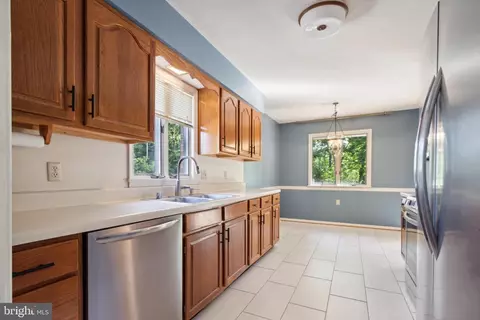 648 Bellview Ave, Winchester, VA 22601 photo 2