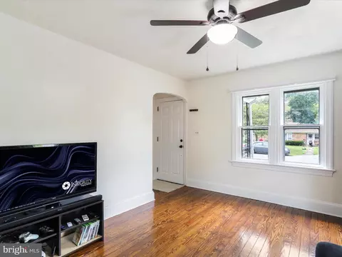136 Allison Ave, Winchester, VA 22601 photo 12