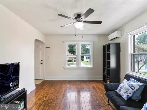 136 Allison Ave, Winchester, VA 22601 photo 13