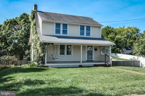 1047 Woodland Ave, Winchester, VA 22601