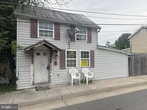 22 Gibbens St, Winchester, VA 22601