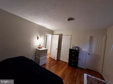 Bedroom - 121 Summit Ave, Winchester, VA 22601 photo 5 of 5