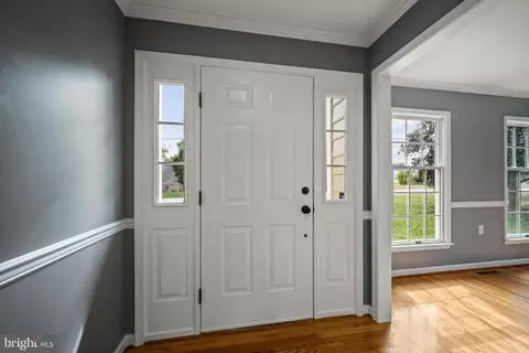 Entry Way - 2535 Middle Rd, Winchester, VA 22601 photo 1 of 7