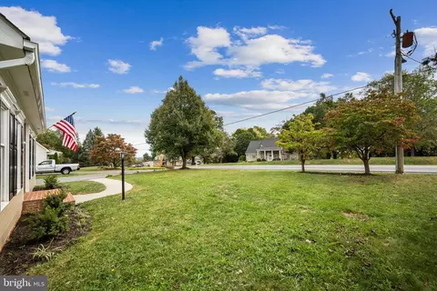 Exterior - 2535 Middle Rd, Winchester, VA 22601 photo 5 of 11