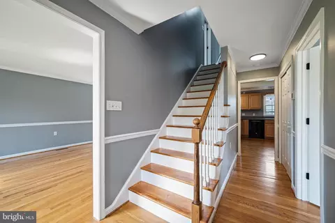 Entry Way - 2535 Middle Rd, Winchester, VA 22601 photo 2 of 7
