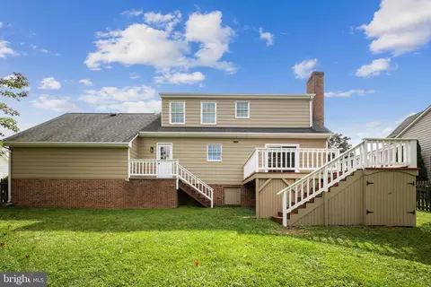 Exterior - 2535 Middle Rd, Winchester, VA 22601 photo 7 of 11
