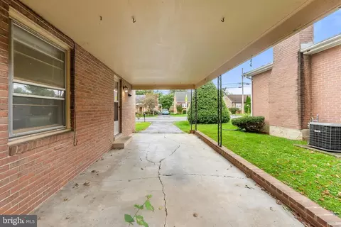 137 Fox Dr, Winchester, VA 22601 photo 5