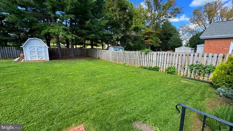 Exterior - 125 Fox Dr, Winchester, VA 22601 photo 5 of 6