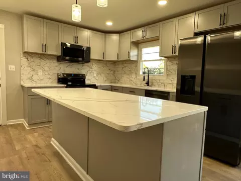 Kitchen - 105 Christopher Dr, Winchester, VA 22601 photo 3 of 6