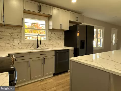 Kitchen - 105 Christopher Dr, Winchester, VA 22601 photo 1 of 6
