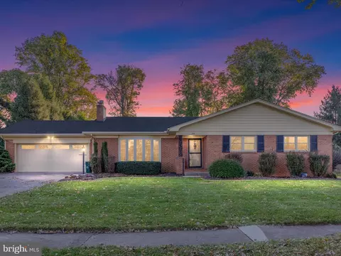214 Walker St, Winchester, VA 22601 photo 2