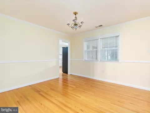 214 Walker St, Winchester, VA 22601 photo 9