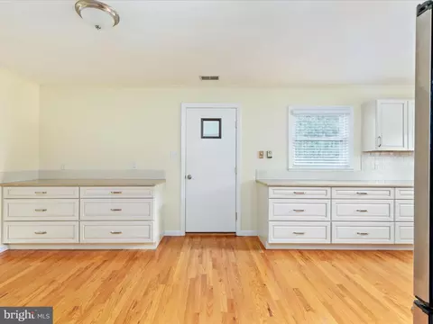 214 Walker St, Winchester, VA 22601 photo 5