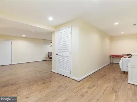 214 Walker St, Winchester, VA 22601 photo 30