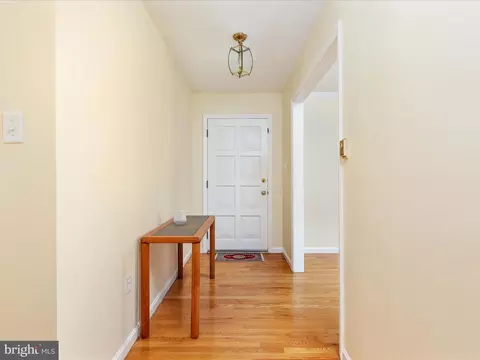 214 Walker St, Winchester, VA 22601 photo 10