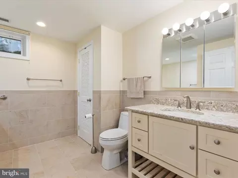 214 Walker St, Winchester, VA 22601 photo 33