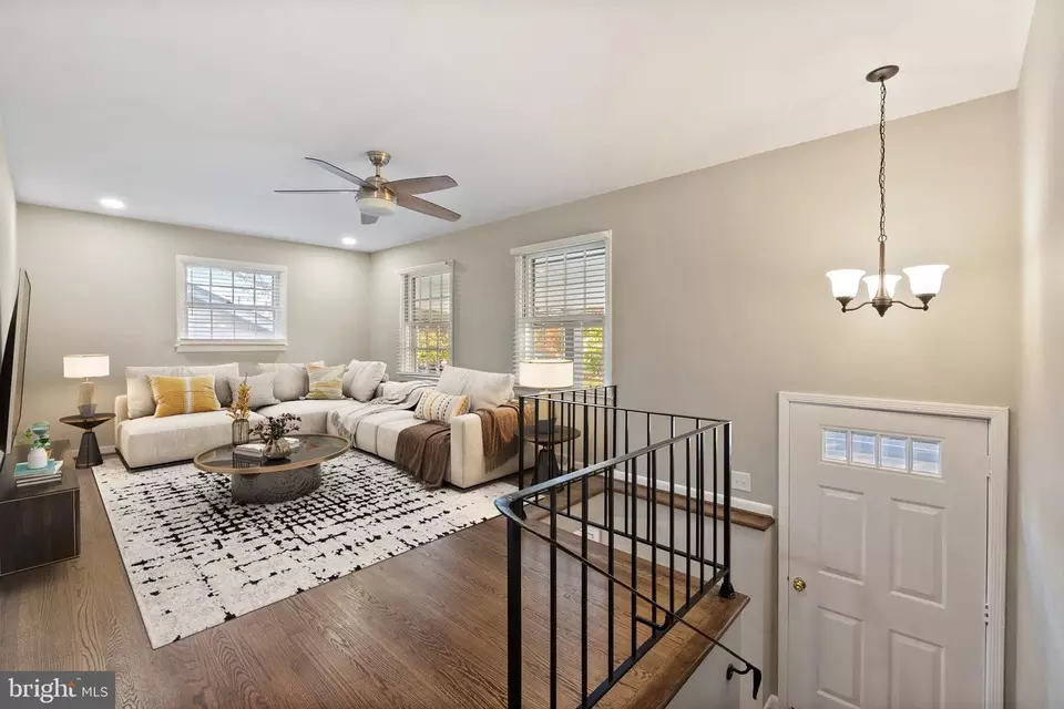  336 Parkway St, Winchester, VA 22601 photo 3
